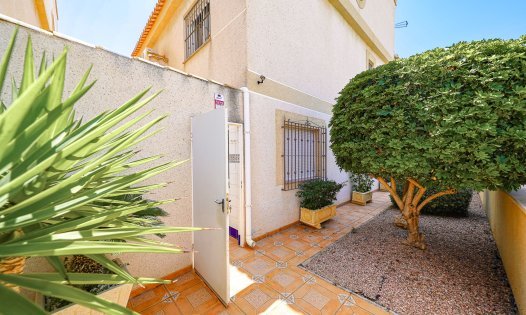 Segunda mano - Casas Adosadas -
Pilar de la Horadada - Torre de la Horadada