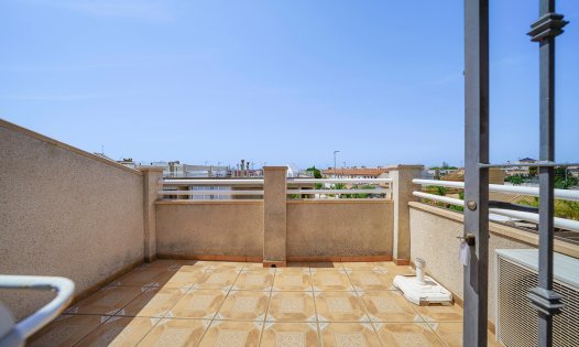 Segunda mano - Casas Adosadas -
Pilar de la Horadada - Torre de la Horadada