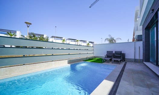 Långtidsuthyrning - Villor -
San Javier - Santiago de la Ribera