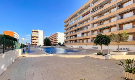 Resale - Apartments -
Orihuela Costa - Punta Prima
