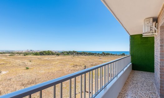Resale - Apartments -
Orihuela Costa - Punta Prima