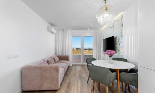 Resale - Apartments -
Orihuela Costa - Punta Prima