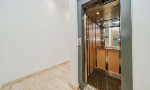 Resale - Villas -
San Pedro del Pinatar