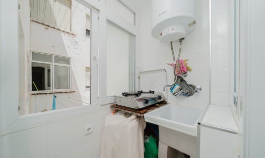 Resale - Apartments -
Torrevieja - Playa del Cura - Torrevieja