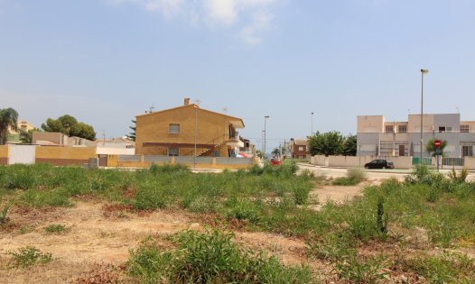 Resale - Plots -
Los Urrutias - EL CARMOLI
