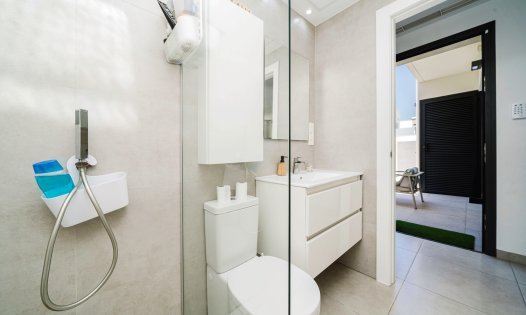 Herverkoop - Villa's -
Benijófar