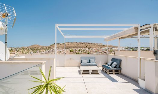 Herverkoop - Villa's -
Benijófar