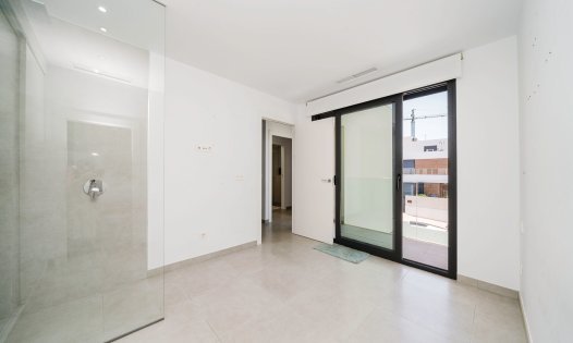 Herverkoop - Villa's -
Benijófar