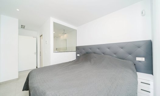 Herverkoop - Villa's -
Benijófar