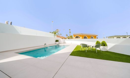 Återförsäljning - Villor -
Rojales