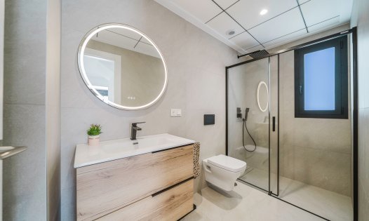 Återförsäljning - Villor -
Rojales