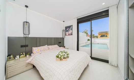 Återförsäljning - Villor -
Rojales