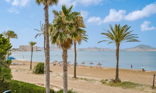 Segunda mano - Villas -
La Manga