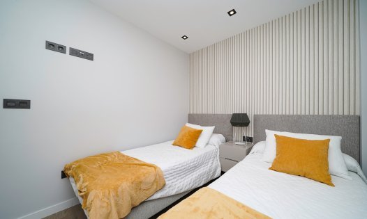 Resale - Bungalows -
Pilar de la Horadada