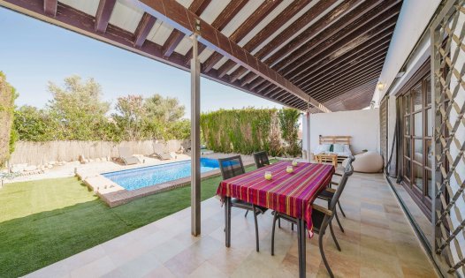 Wiederverkauf - Villen -
Sucina