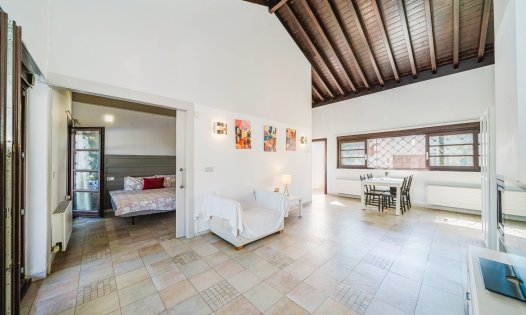 Wiederverkauf - Villen -
Sucina