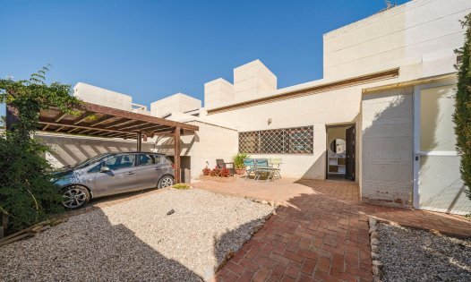 Wiederverkauf - Villen -
Sucina