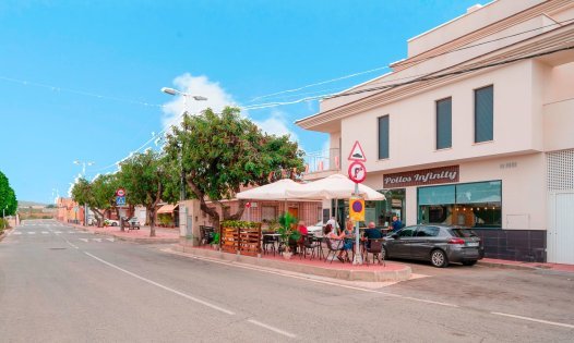 Wiederverkauf - Villen -
Sucina