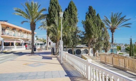 Resale - Bungalows -
Pilar de la Horadada