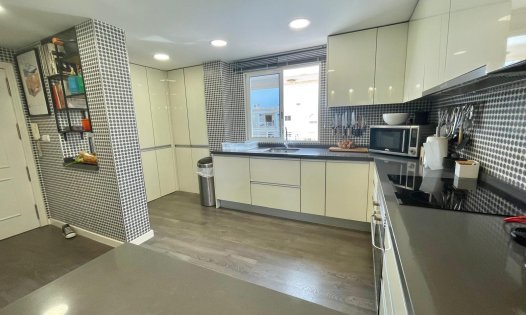 Resale - Apartments -
Orihuela Costa - Aguamarina