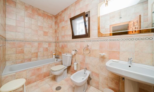 Wiederverkauf - Villen -
Pozo Estrecho