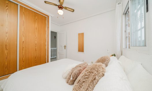 Återförsäljning - Villor -
Pilar de la Horadada - Mil Palmeras