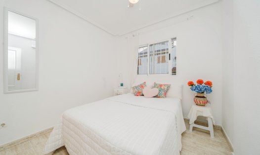 Återförsäljning - Villor -
Pilar de la Horadada - Mil Palmeras