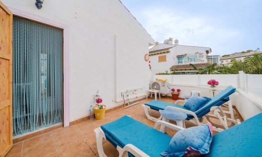 Återförsäljning - Villor -
Pilar de la Horadada - Mil Palmeras