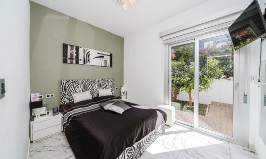 Resale - Villas -
Pilar de la Horadada