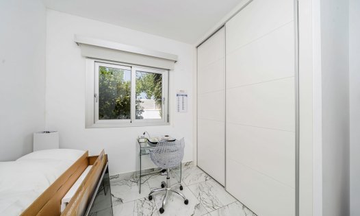 Resale - Villas -
Pilar de la Horadada