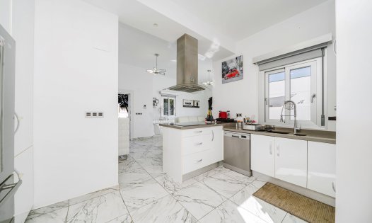 Resale - Villas -
Pilar de la Horadada