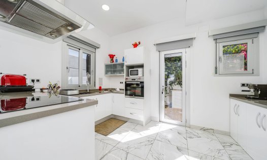 Resale - Villas -
Pilar de la Horadada