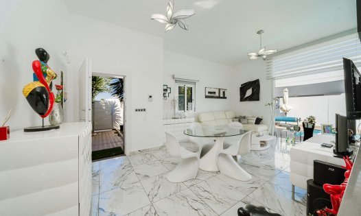 Resale - Villas -
Pilar de la Horadada