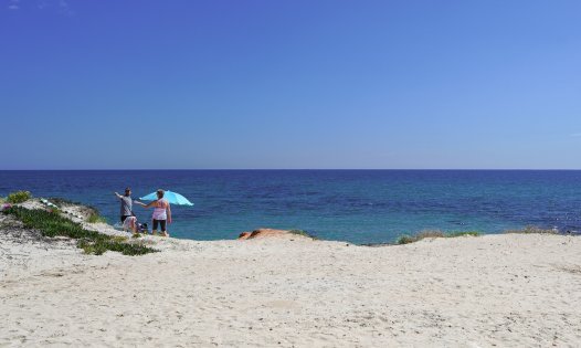 Resale - Villas -
Pilar de la Horadada