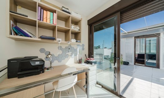 Videresalg - Villaer -
Orihuela Costa - Lomas de Cabo Roig