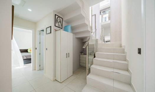 Videresalg - Villaer -
Orihuela Costa - Lomas de Cabo Roig