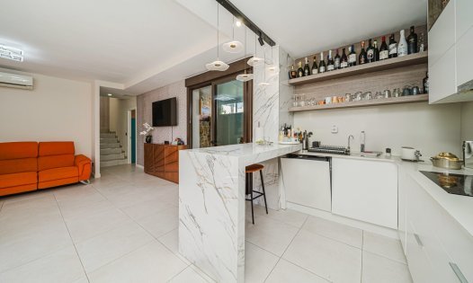 Videresalg - Villaer -
Orihuela Costa - Lomas de Cabo Roig