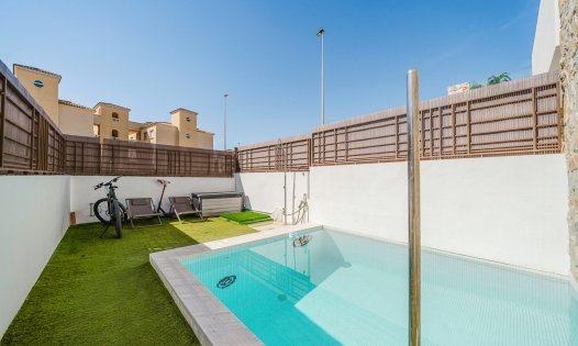 Videresalg - Villaer -
Orihuela Costa - Lomas de Cabo Roig