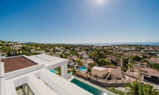 Resale - Luxury Villas -
Calpe
