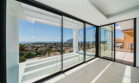 Resale - Luxury Villas -
Calpe