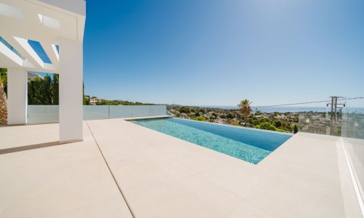 Resale - Luxury Villas -
Calpe