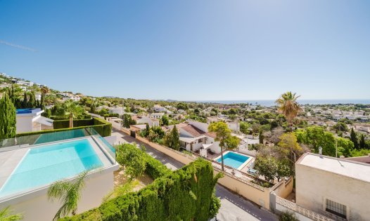Resale - Luxury Villas -
Calpe