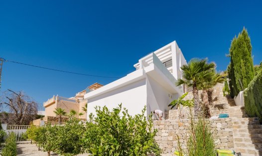 Resale - Luxury Villas -
Calpe