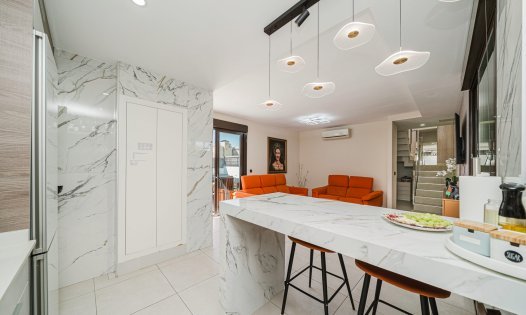 Videresalg - Villaer -
Orihuela Costa - Lomas de Cabo Roig