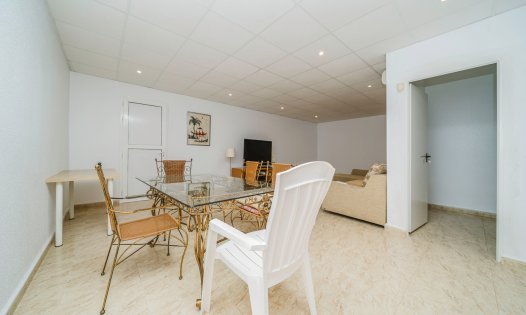 Resale - Villas -
Los Urrutias - EL CARMOLI