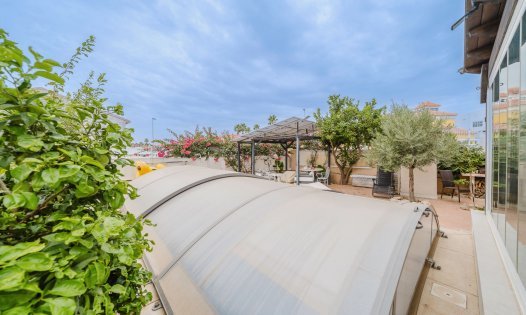 Resale - Villas -
Orihuela Costa - La Regia