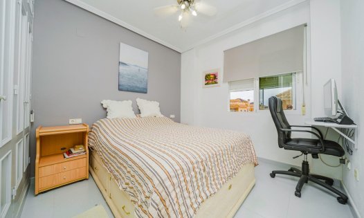 Resale - Villas -
Orihuela Costa - La Regia