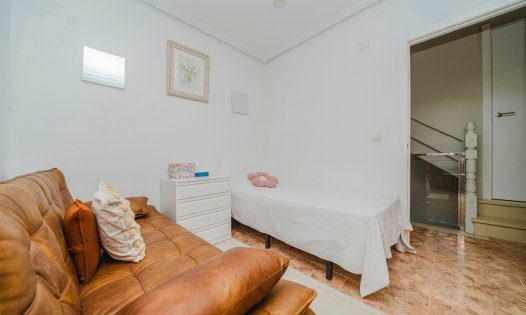 Resale - Villas -
Orihuela Costa - La Regia