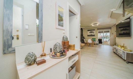 Resale - Villas -
Orihuela Costa - La Regia