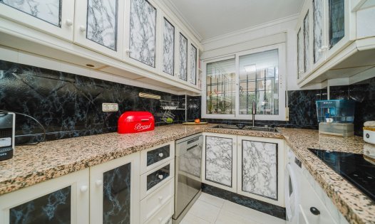 Resale - Villas -
Orihuela Costa - La Regia